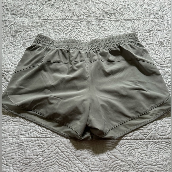 Like NEW Women’s Lined Jockey Shorts - Picture 2 of 4